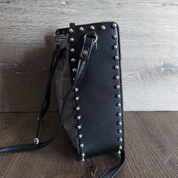 ALDO Synthetic Neverland Plaid Cinch Crossbody Bag - Picture 5 of 9